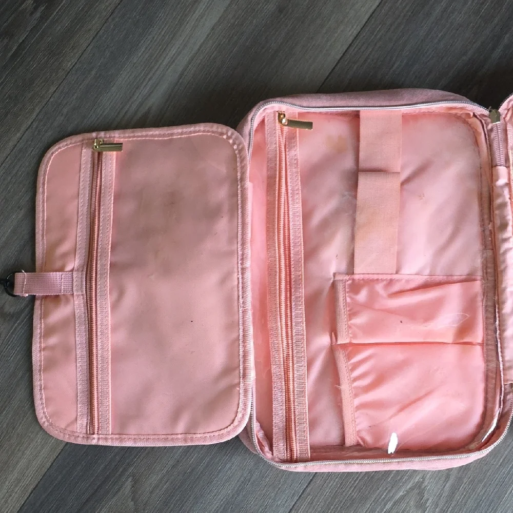 BOOMRICH Chic Pink Quilted Laptop Bag